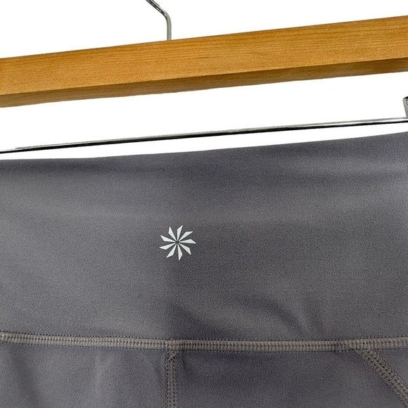 Athleta Womens Colorblock Salutation Leggings Sz Medium Gray White 281493 - Picture 4 of 10